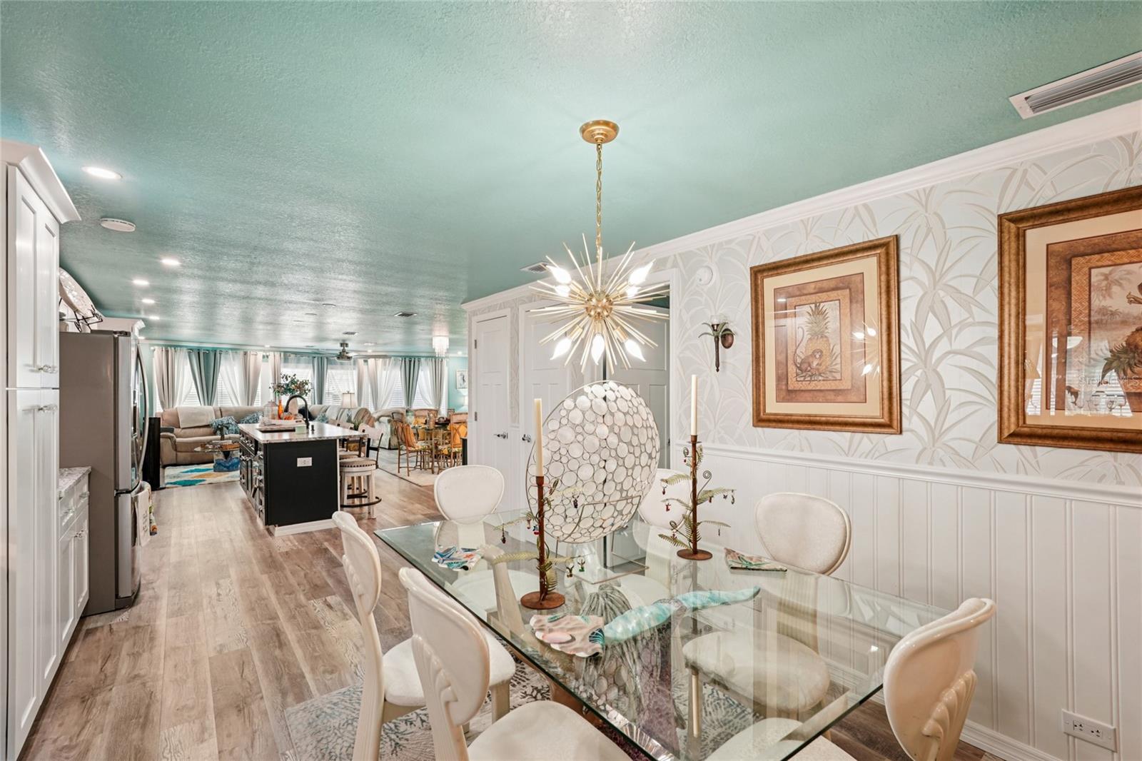 Image 14 of 38 For 113 Castle Drive