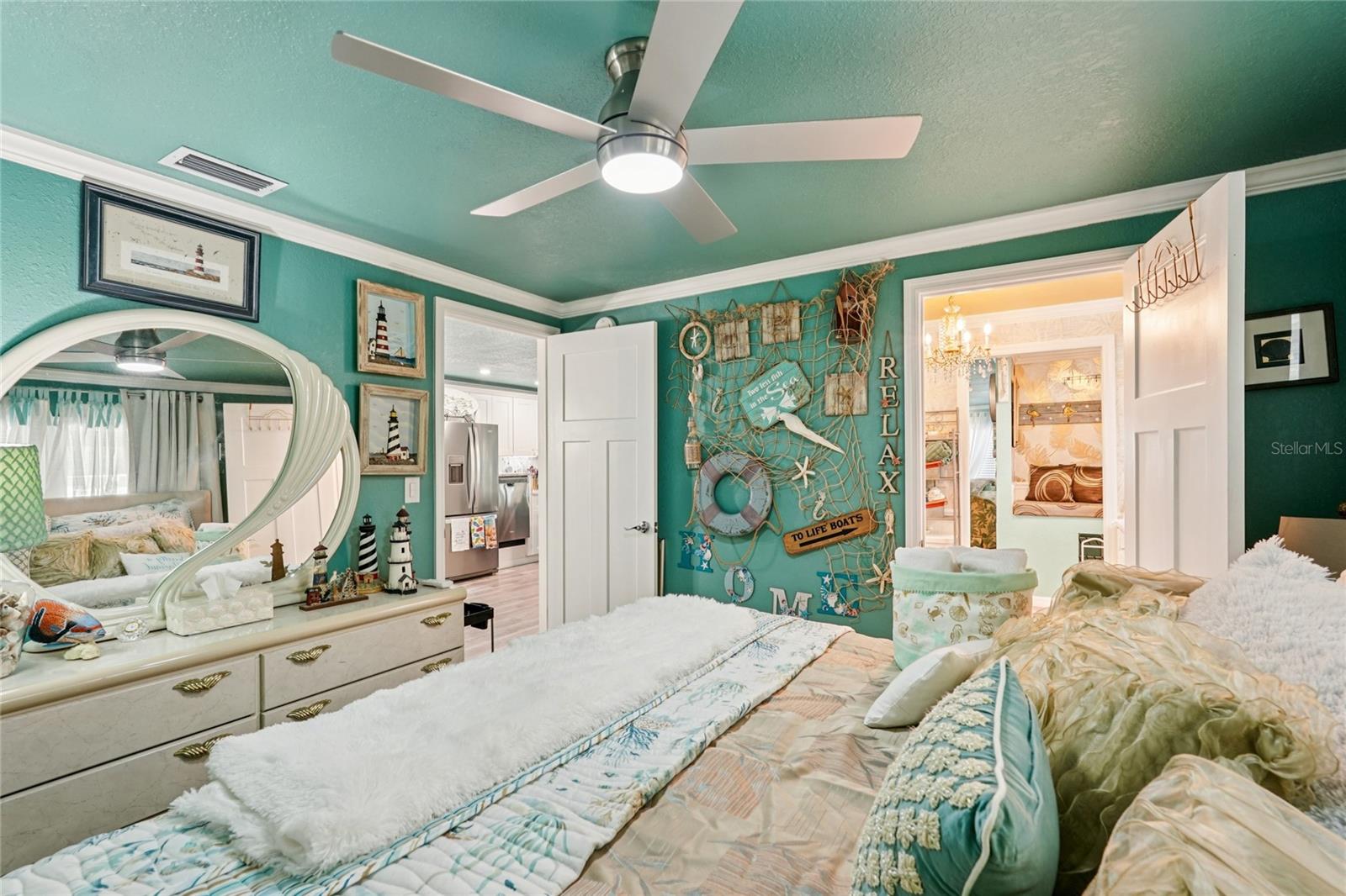 Image 23 of 38 For 113 Castle Drive