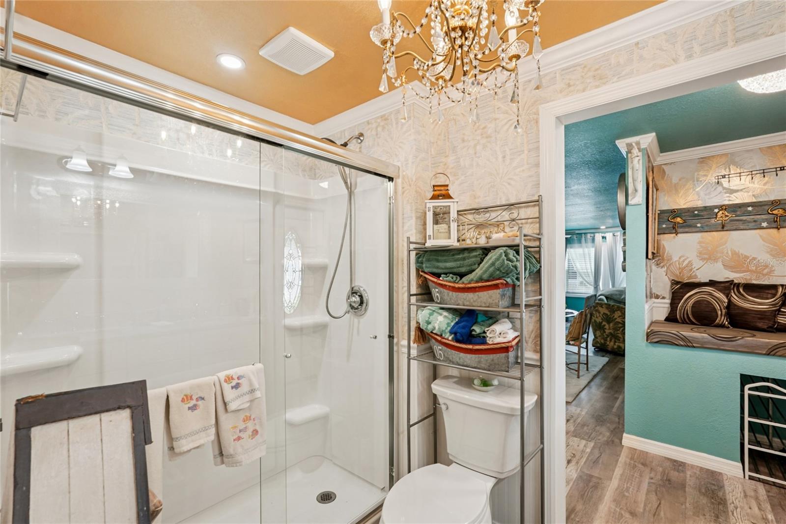 Image 27 of 38 For 113 Castle Drive