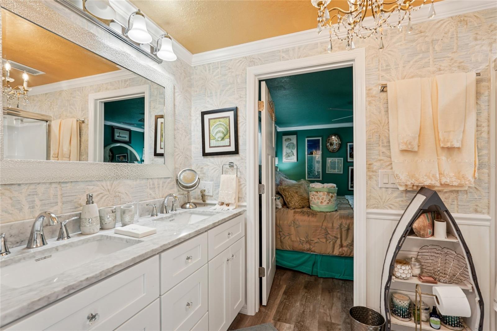 Image 28 of 38 For 113 Castle Drive