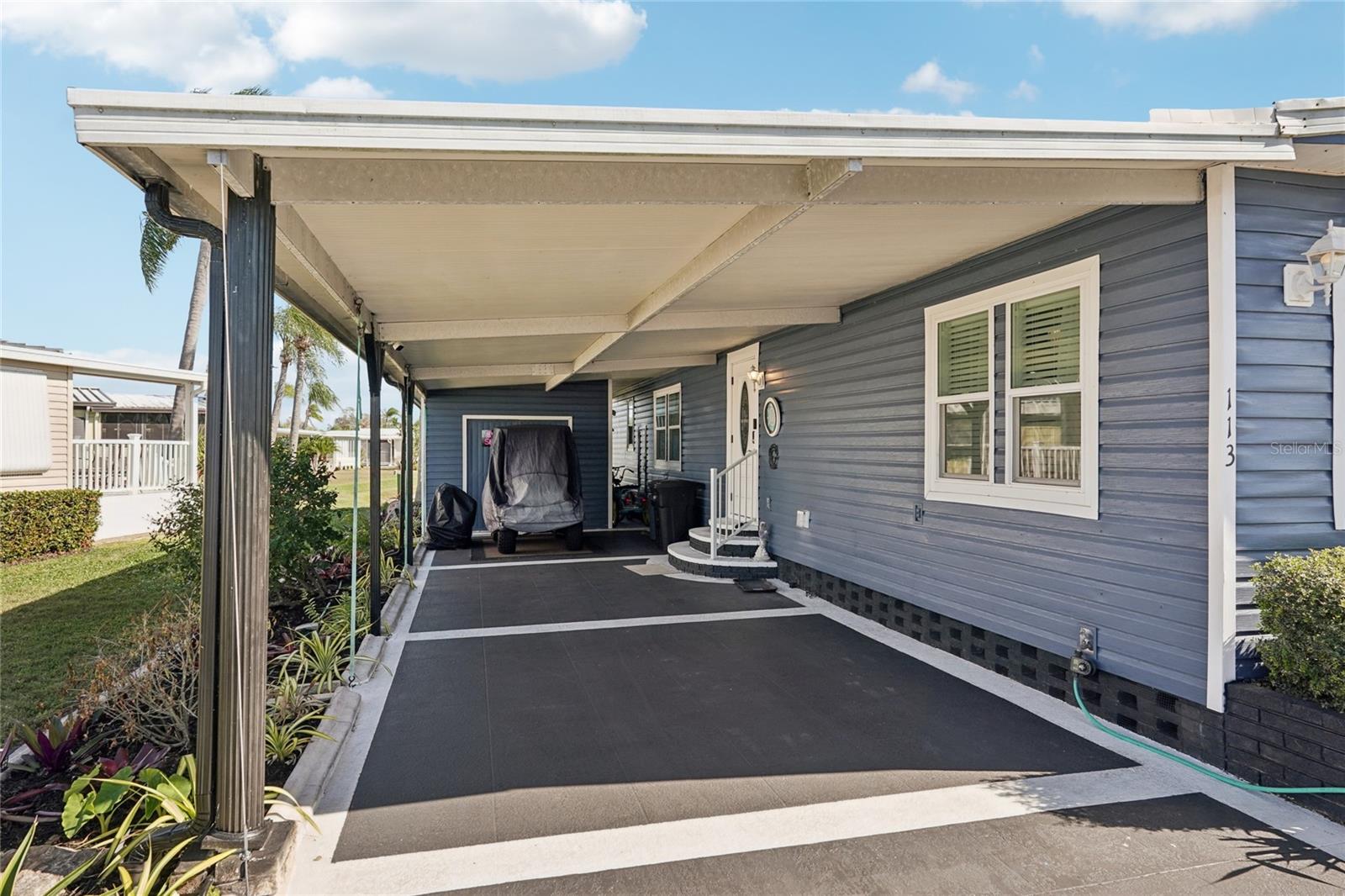 Image 5 of 38 For 113 Castle Drive