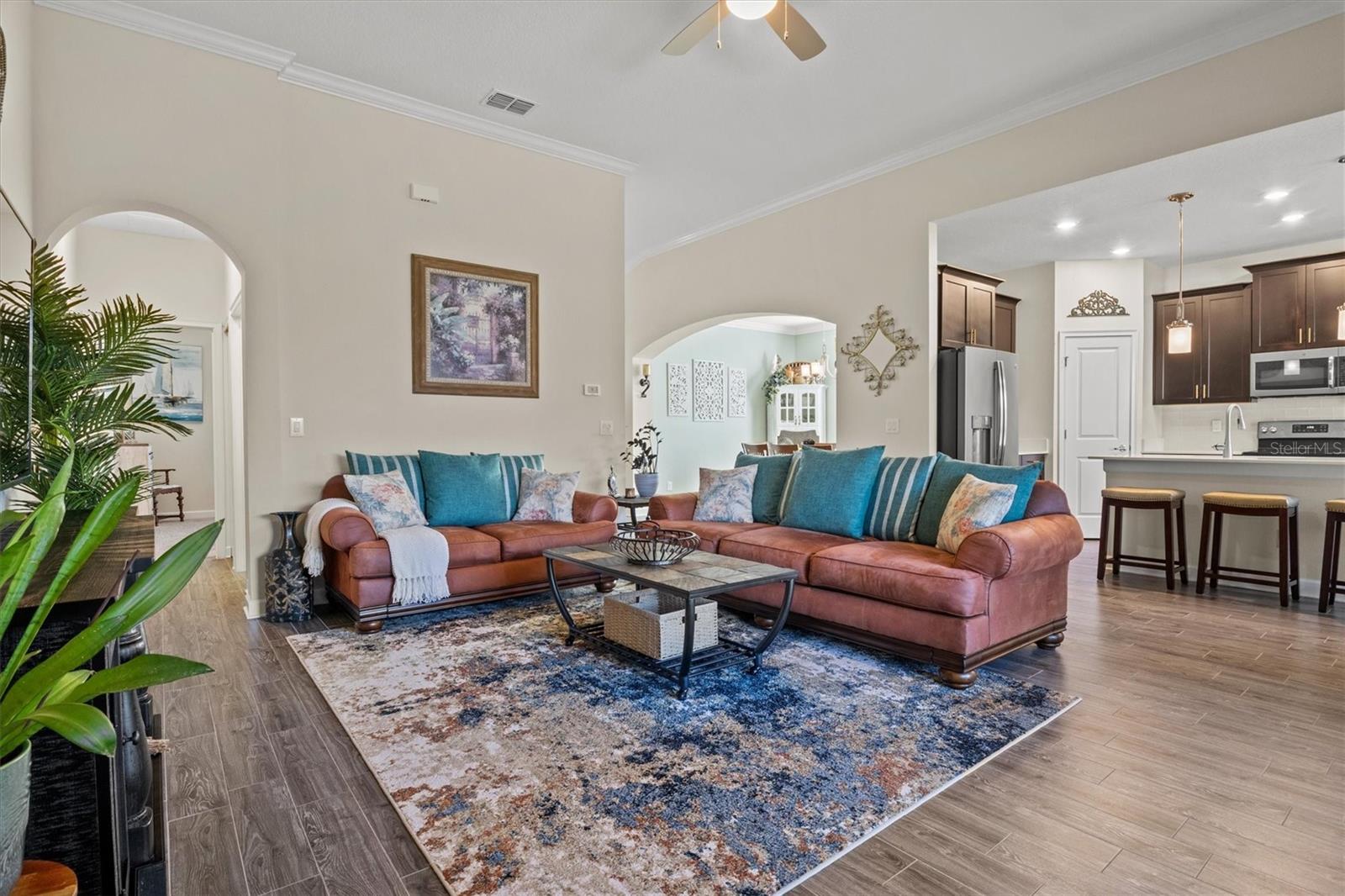 Image 15 of 52 For 3738 Plymouth Drive