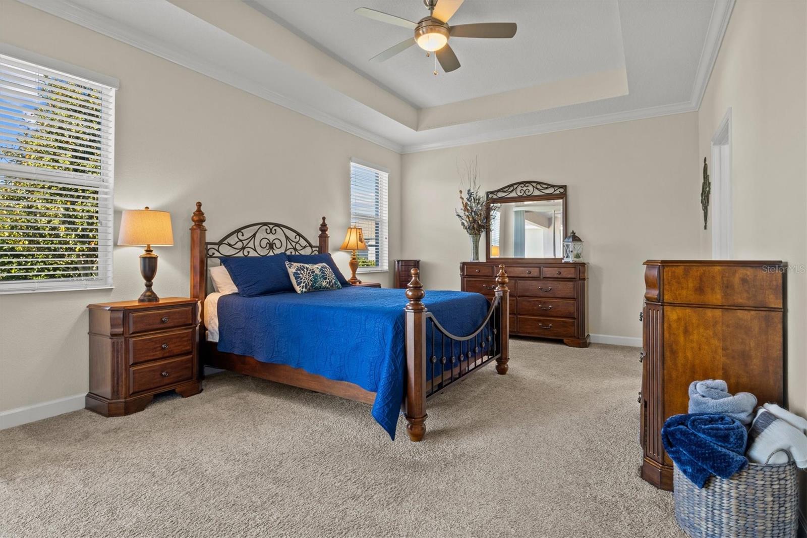 Image 18 of 52 For 3738 Plymouth Drive