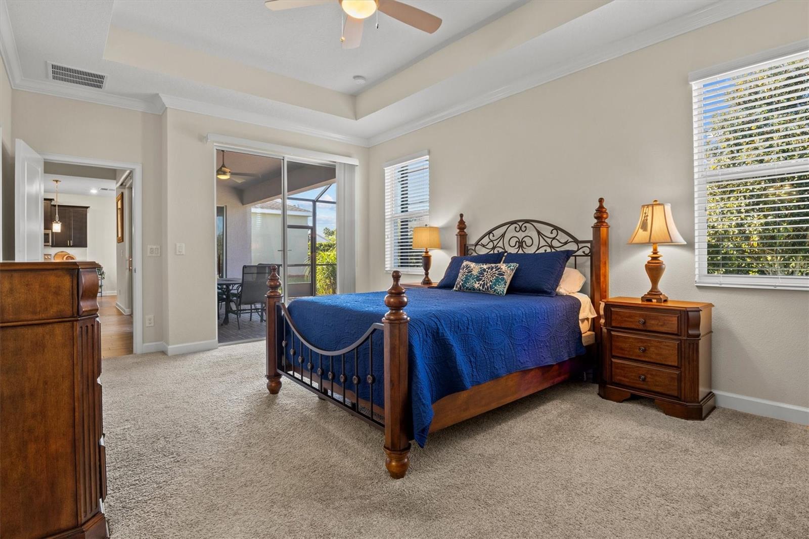 Image 19 of 52 For 3738 Plymouth Drive