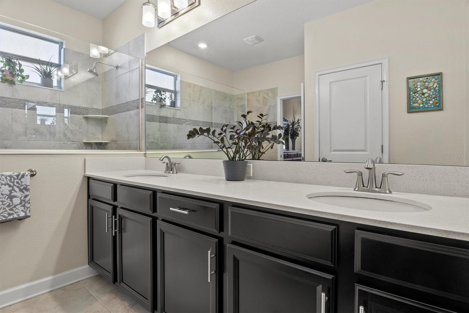 Image 22 of 52 For 3738 Plymouth Drive