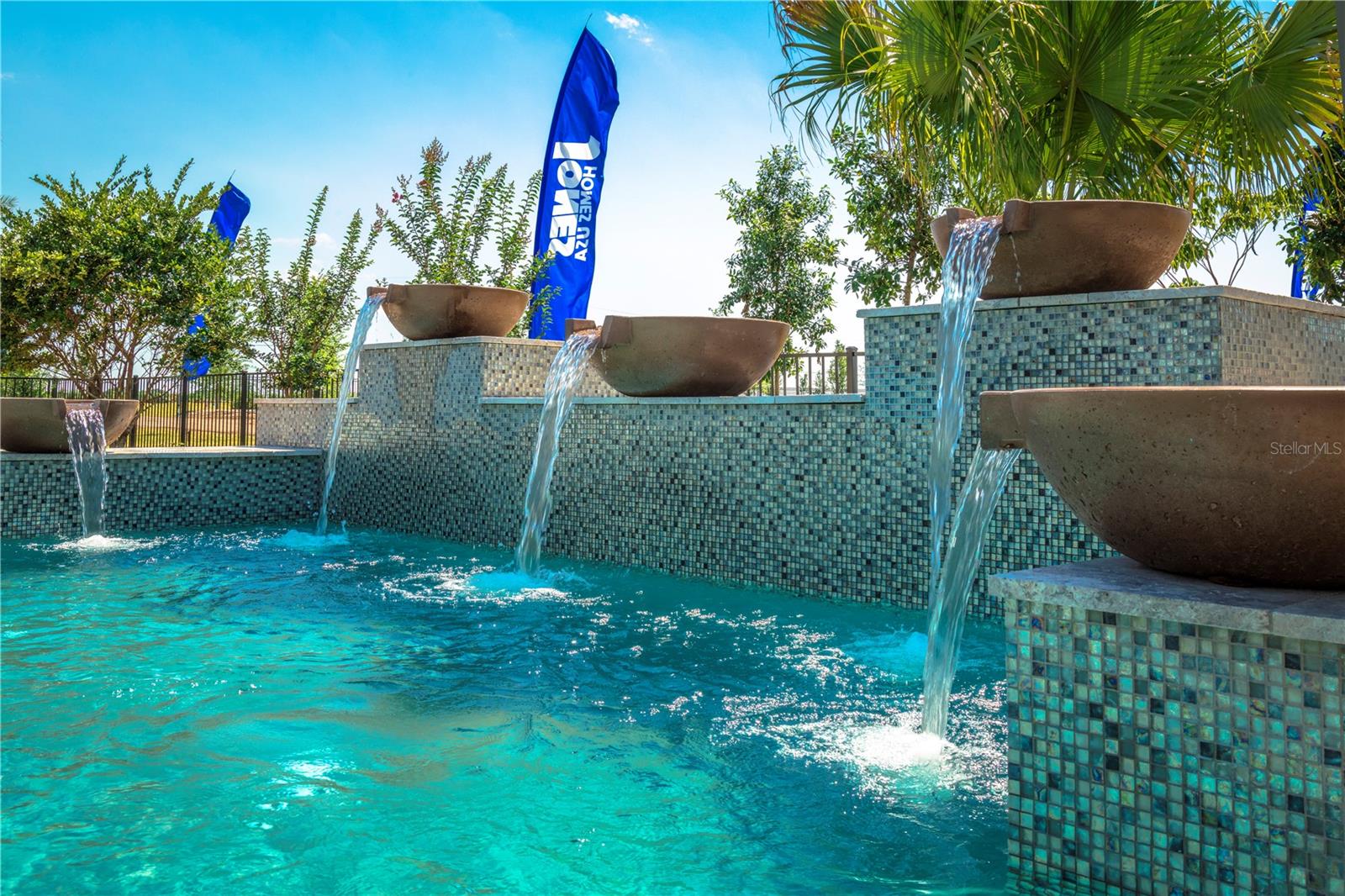 Listing photo id 23 for 2458 Dream Home Court