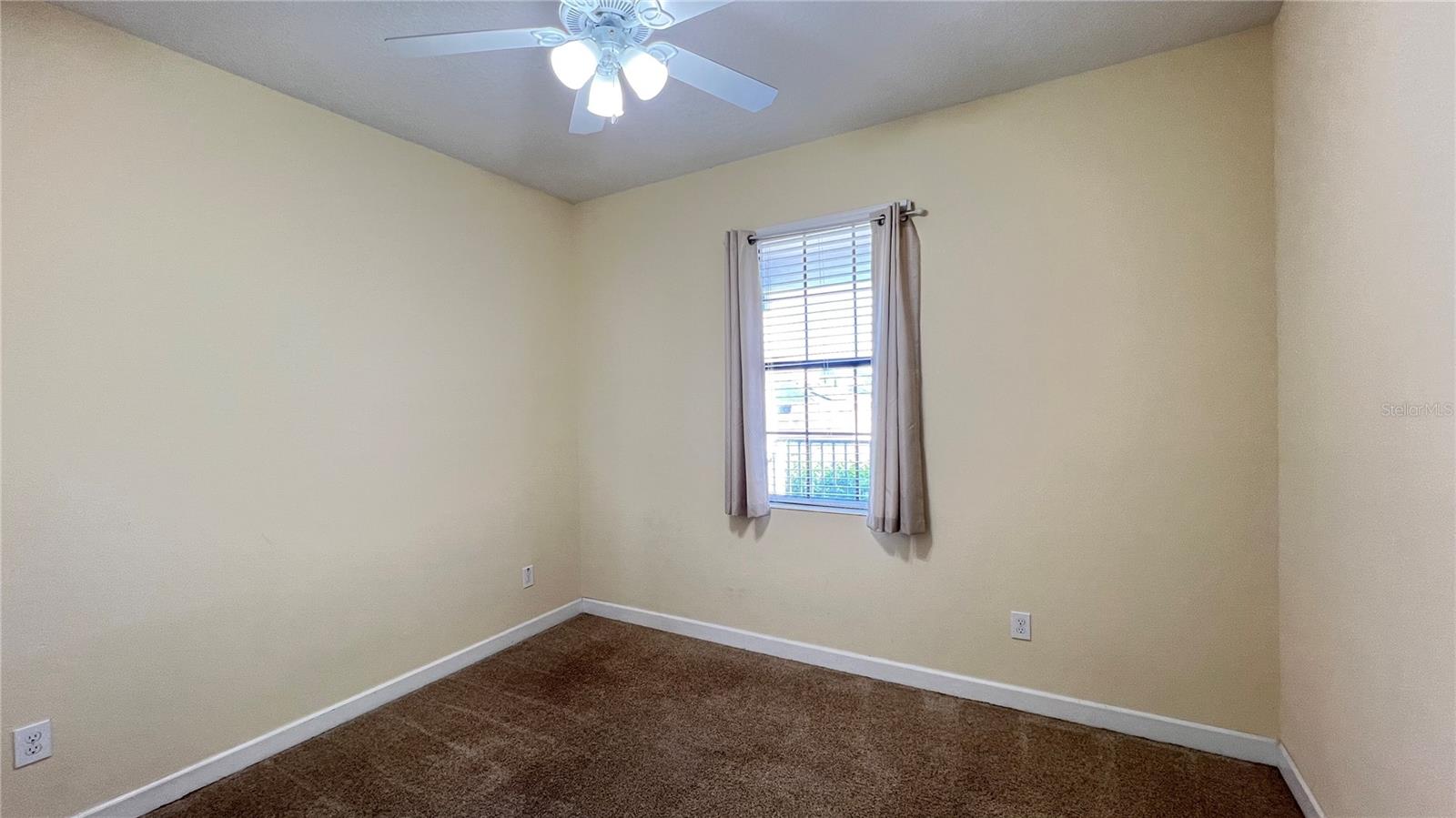 Image 13 of 49 For 15401 Porter Road