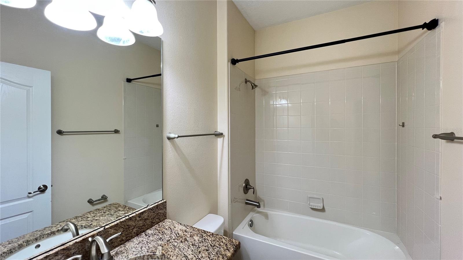 Image 17 of 49 For 15401 Porter Road