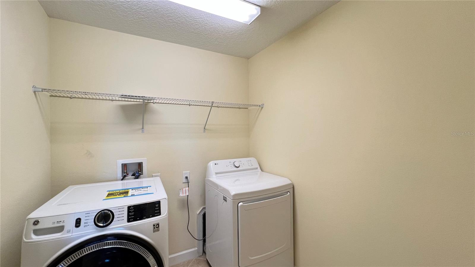 Image 37 of 49 For 15401 Porter Road