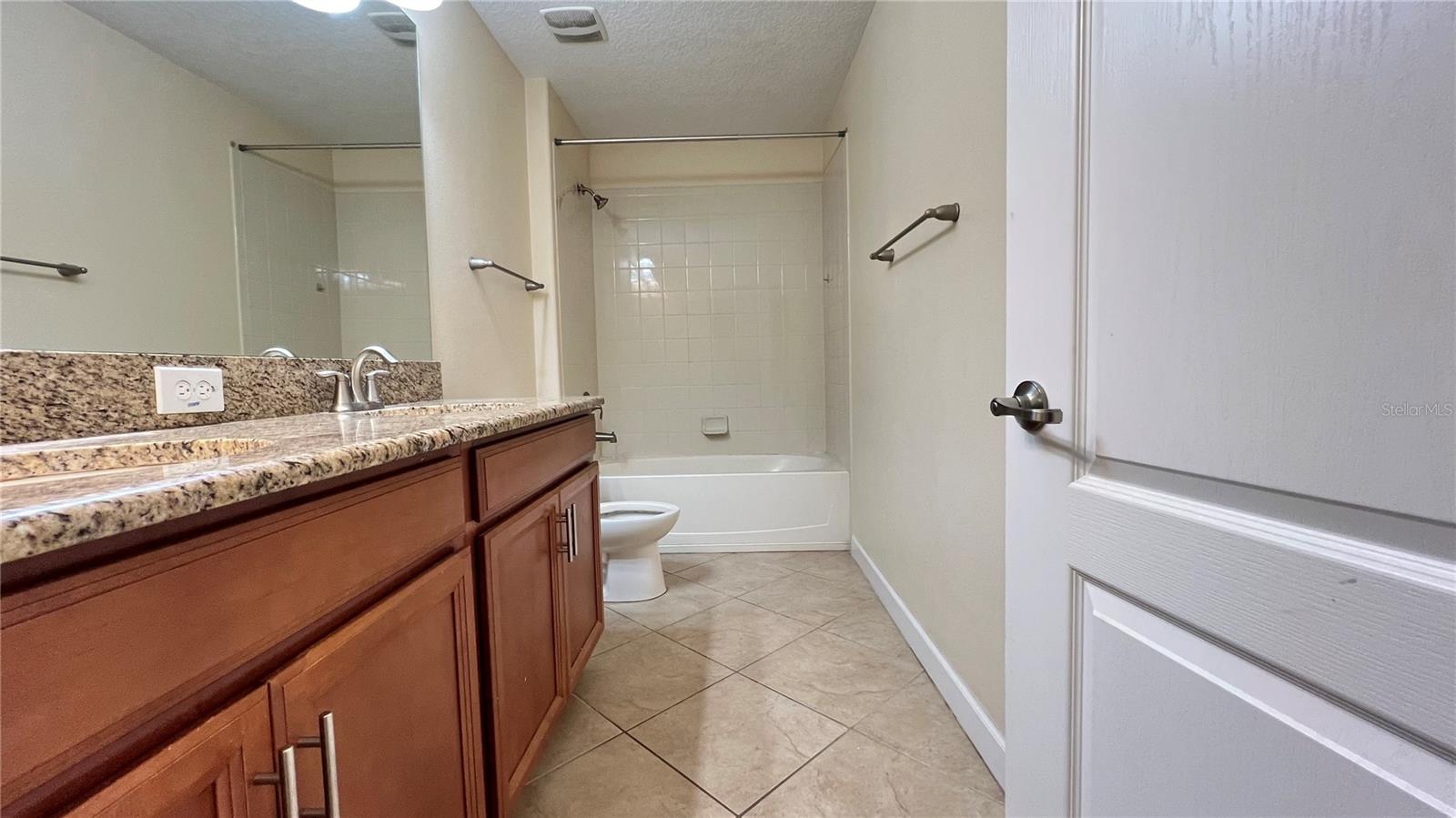 Image 46 of 49 For 15401 Porter Road