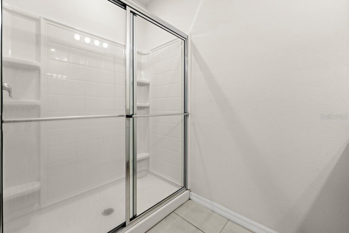 Image 14 of 18 For 588 Meadow Bend Drive