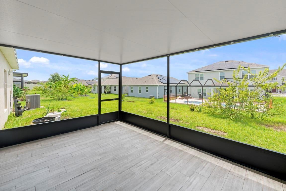 Image 16 of 18 For 588 Meadow Bend Drive