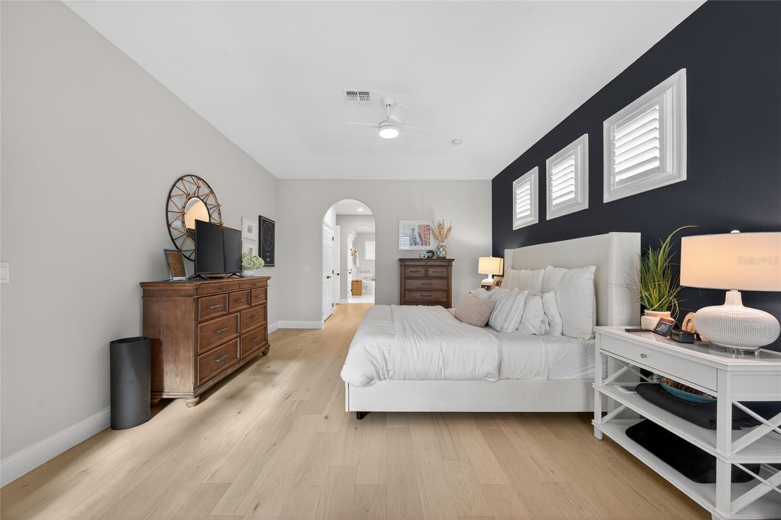 Image 18 of 91 For 11550 Delwick Drive