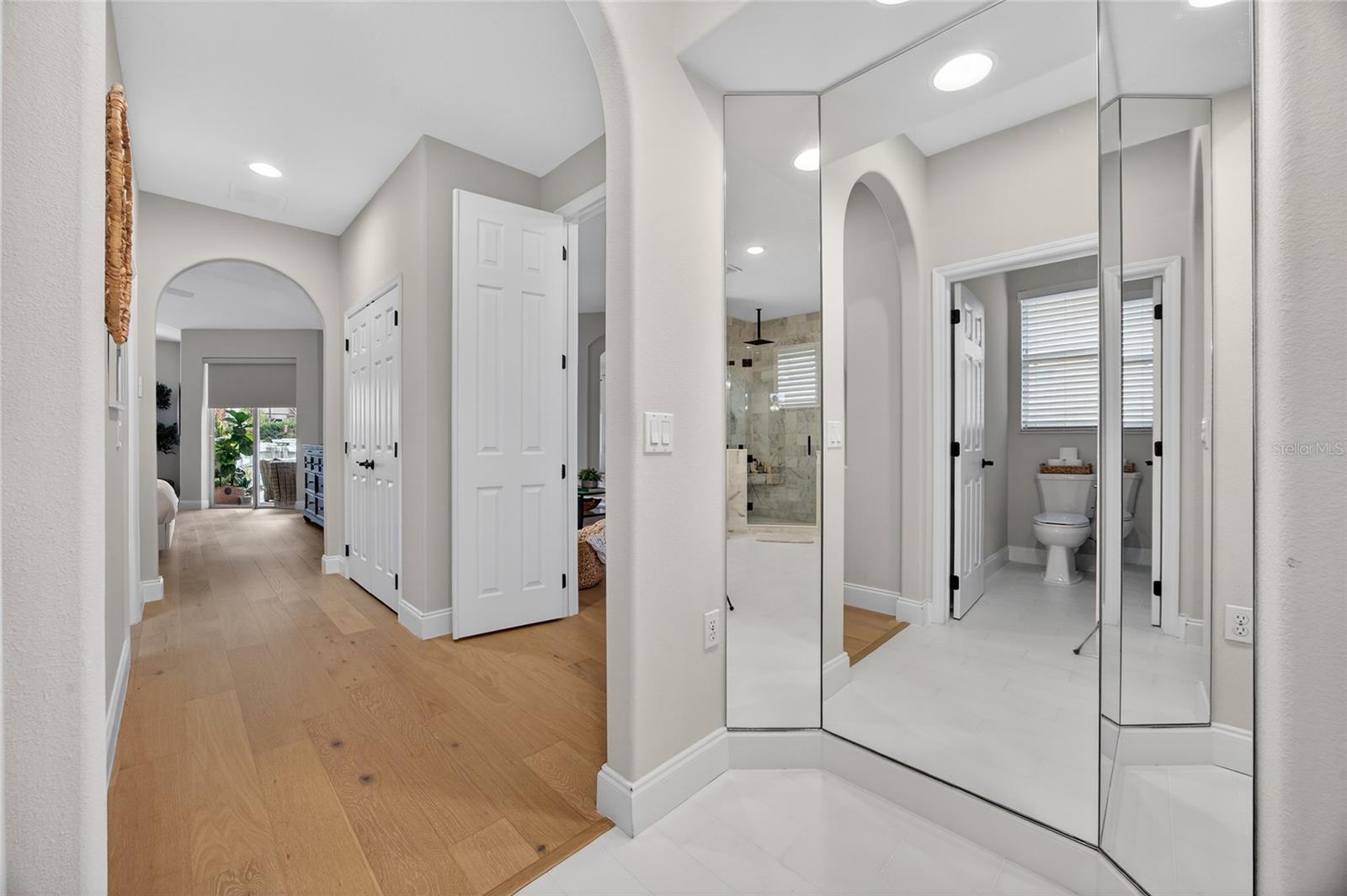 Image 27 of 91 For 11550 Delwick Drive