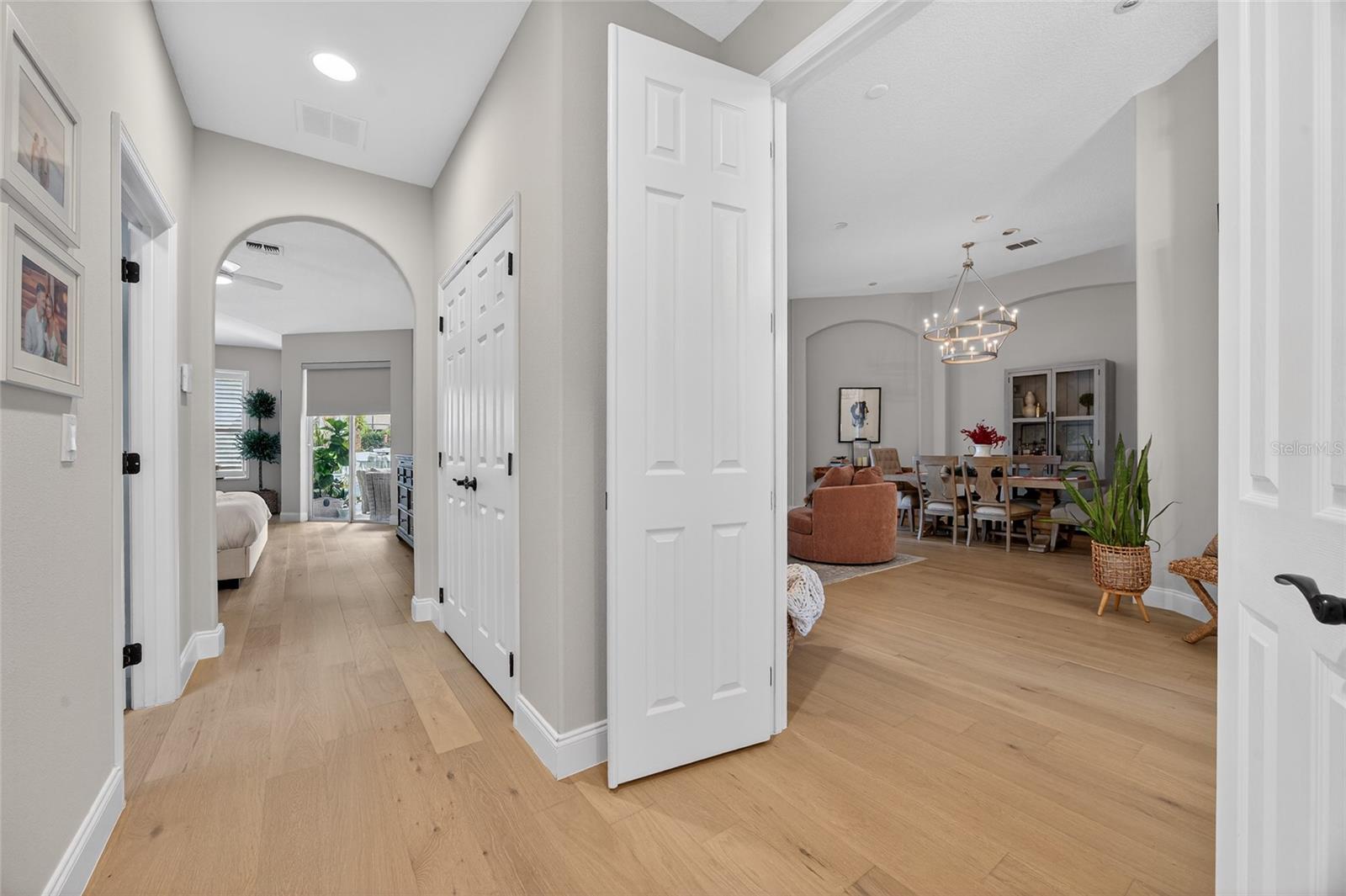 Image 28 of 91 For 11550 Delwick Drive