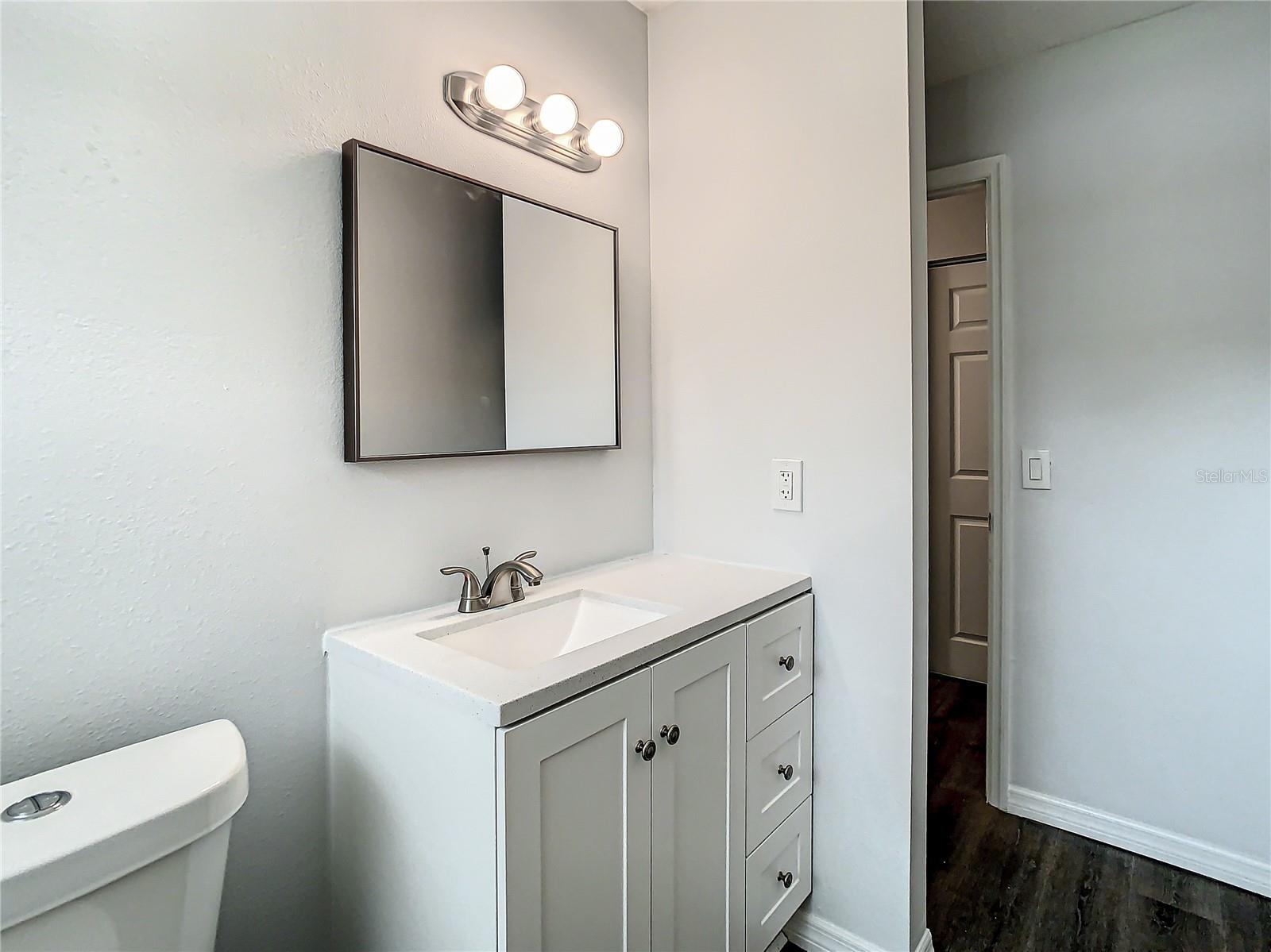 Image 33 of 53 For 2918 46th Avenue S