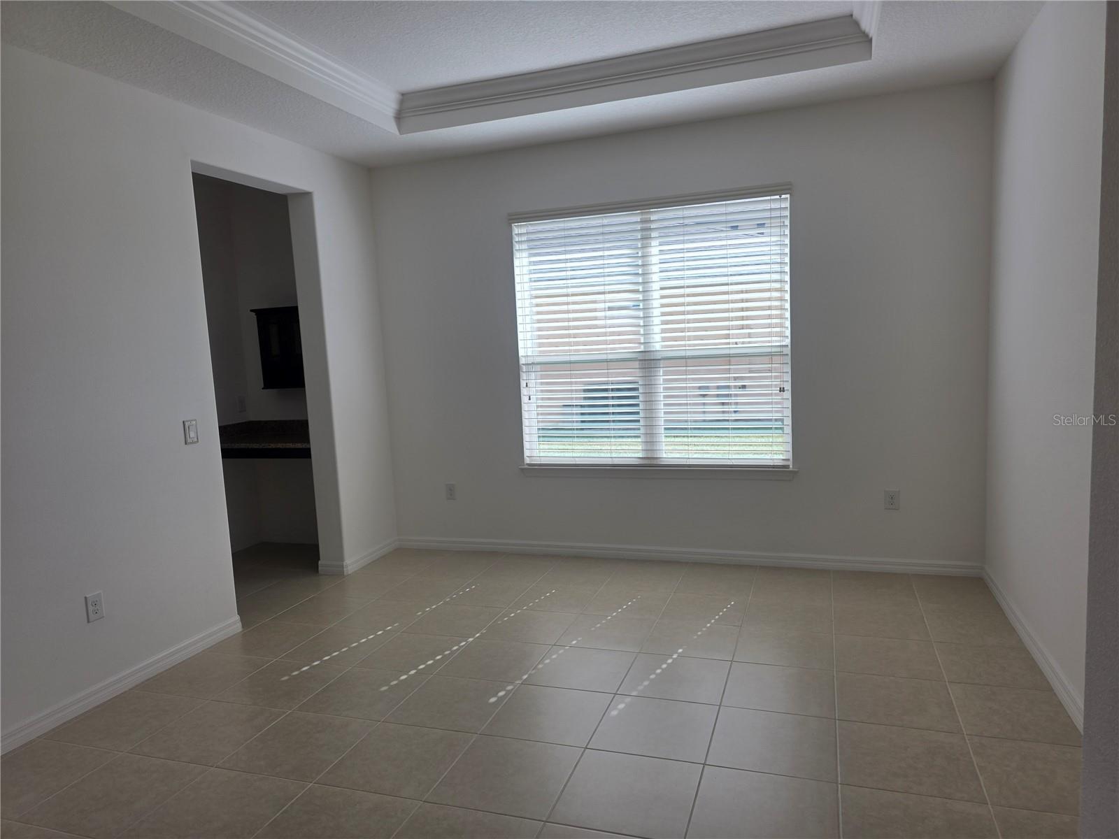 Image 11 of 47 For 356 Bella Cortina Drive