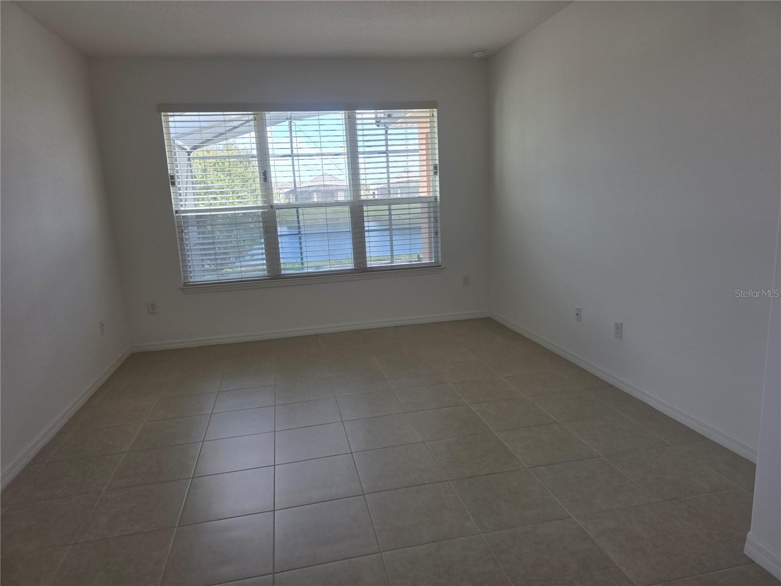 Image 13 of 47 For 356 Bella Cortina Drive