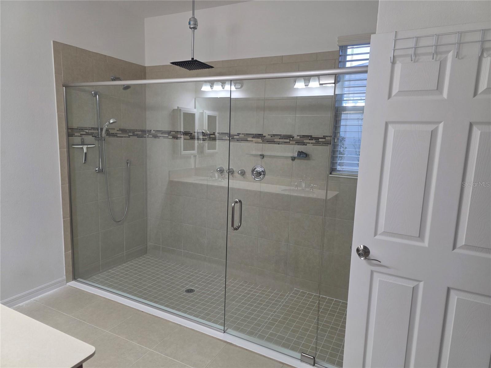 Image 16 of 47 For 356 Bella Cortina Drive