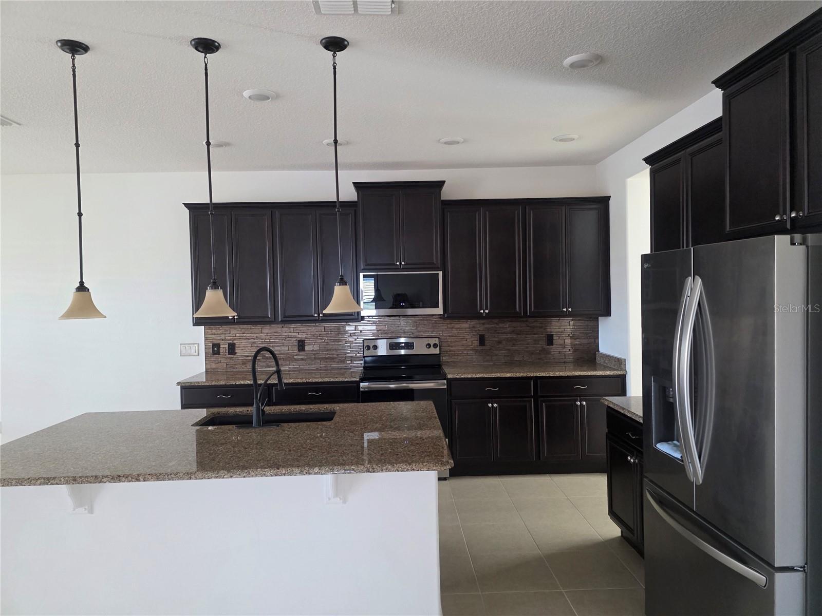 Image 5 of 47 For 356 Bella Cortina Drive