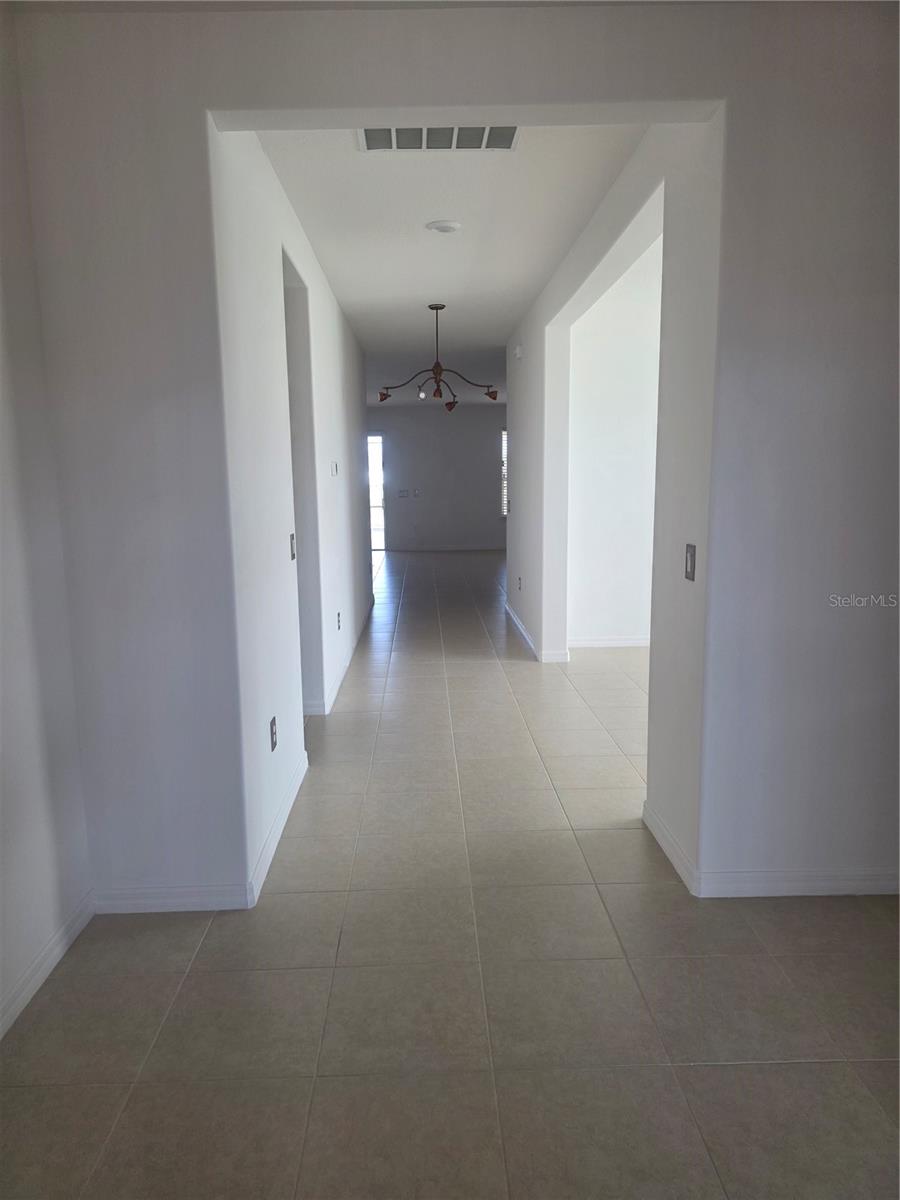 Image 9 of 47 For 356 Bella Cortina Drive