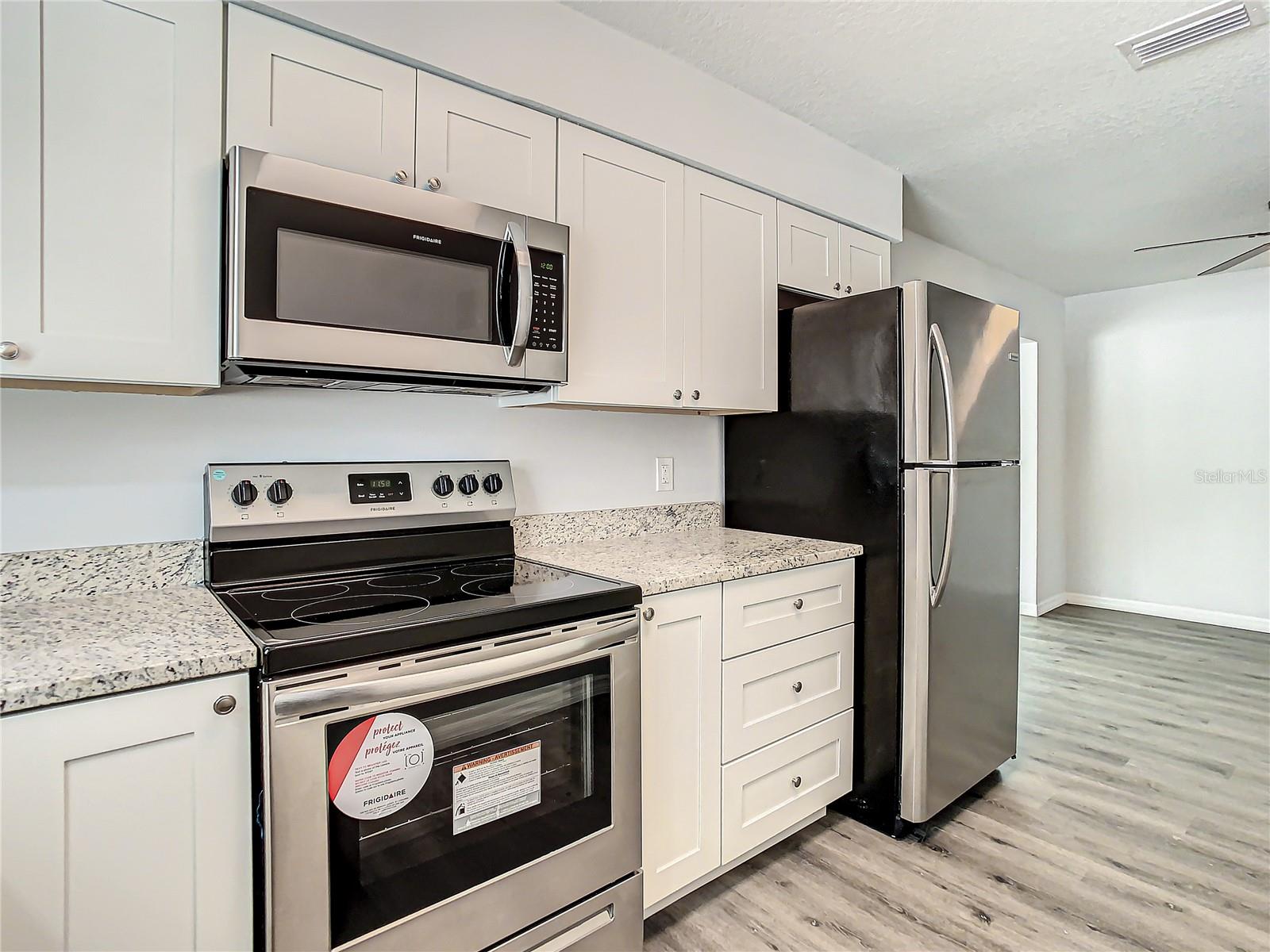 Image 19 of 53 For 2918 46th Avenue S