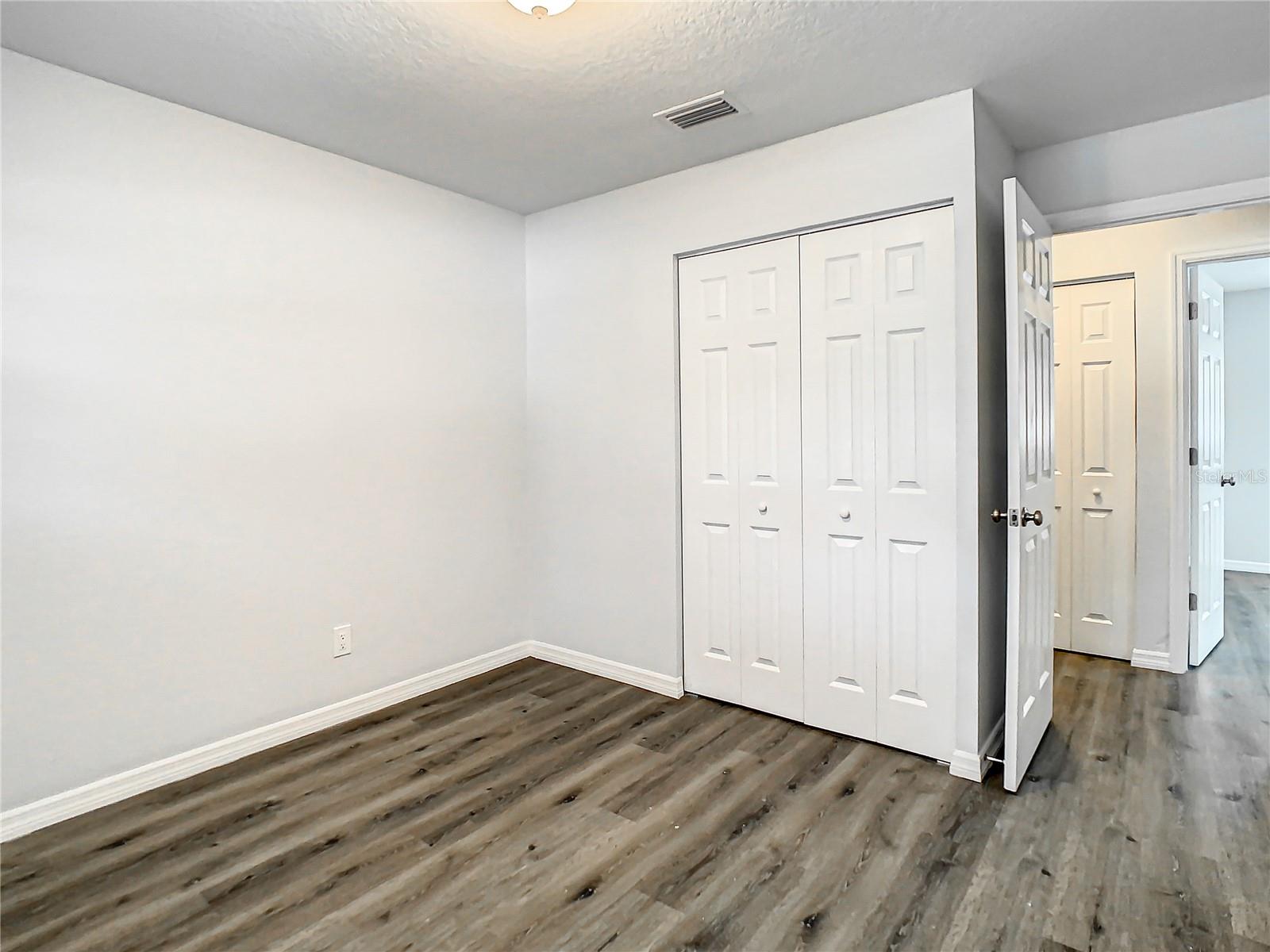 Image 24 of 53 For 2918 46th Avenue S