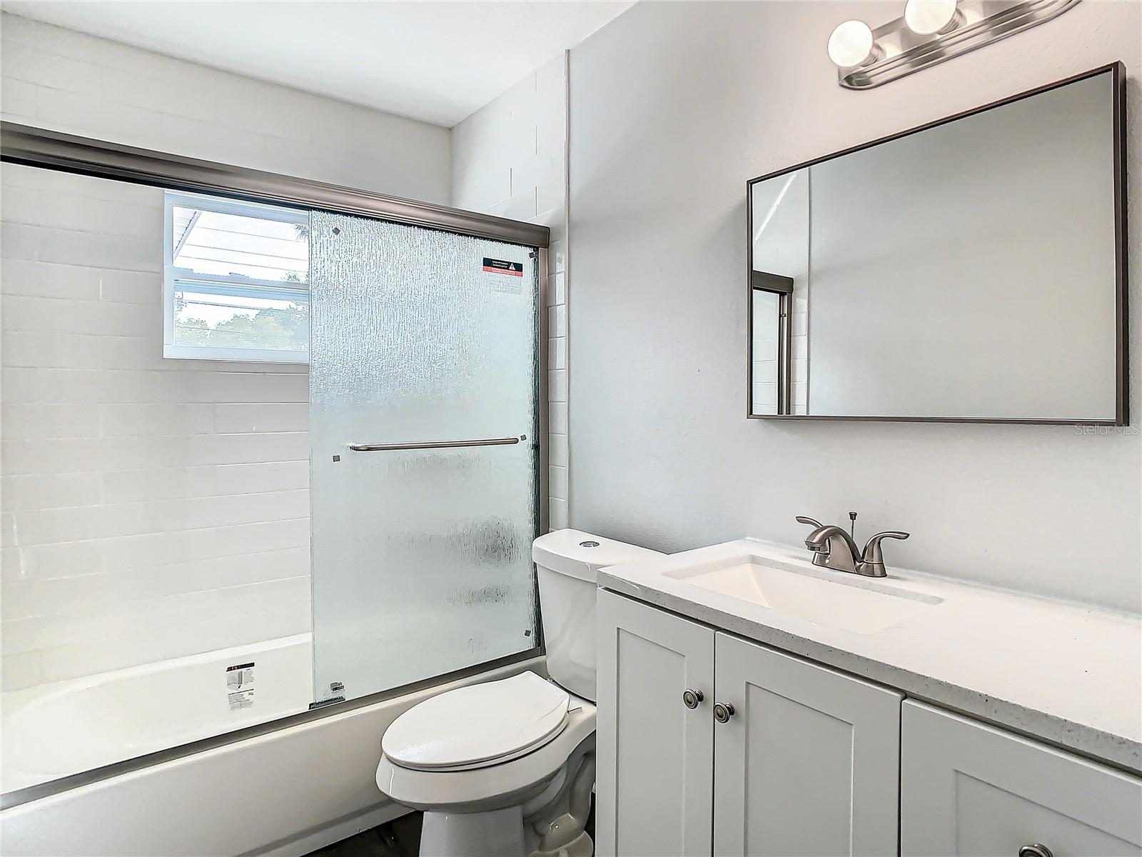 Image 32 of 53 For 2918 46th Avenue S