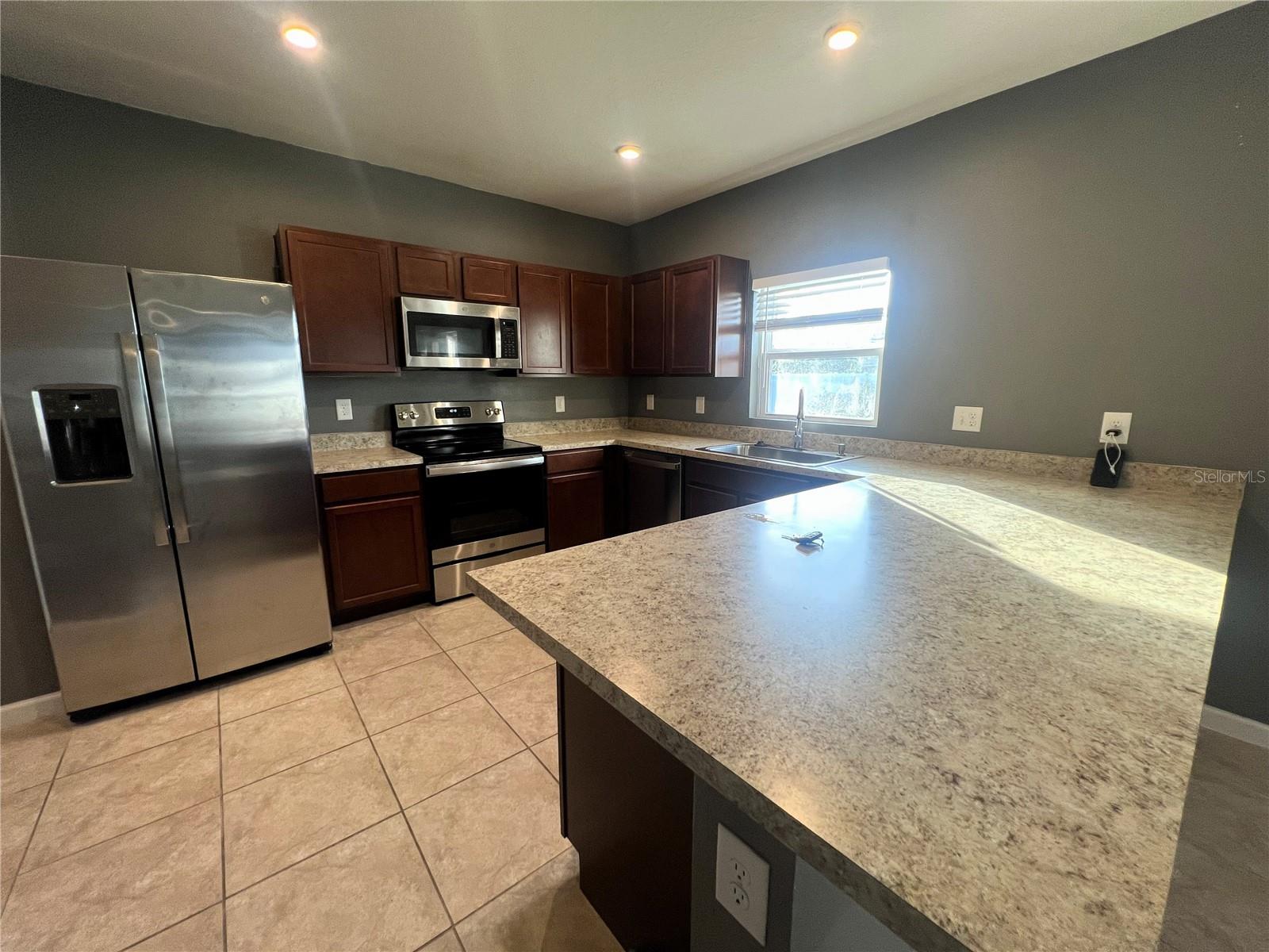 Image 11 of 34 For 1684 Ambar Court