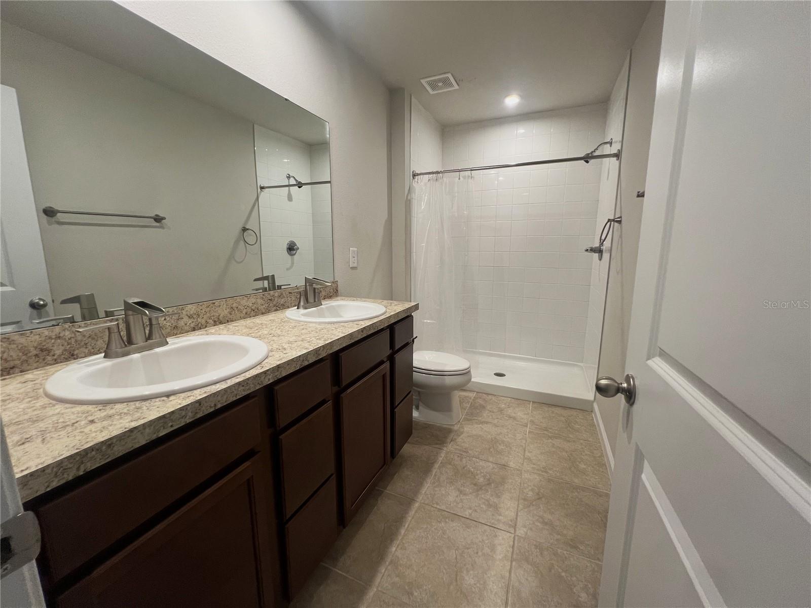 Image 19 of 34 For 1684 Ambar Court