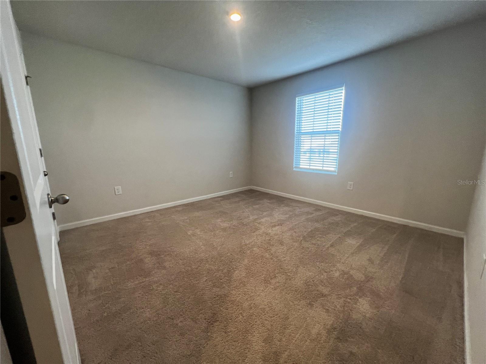 Image 23 of 34 For 1684 Ambar Court