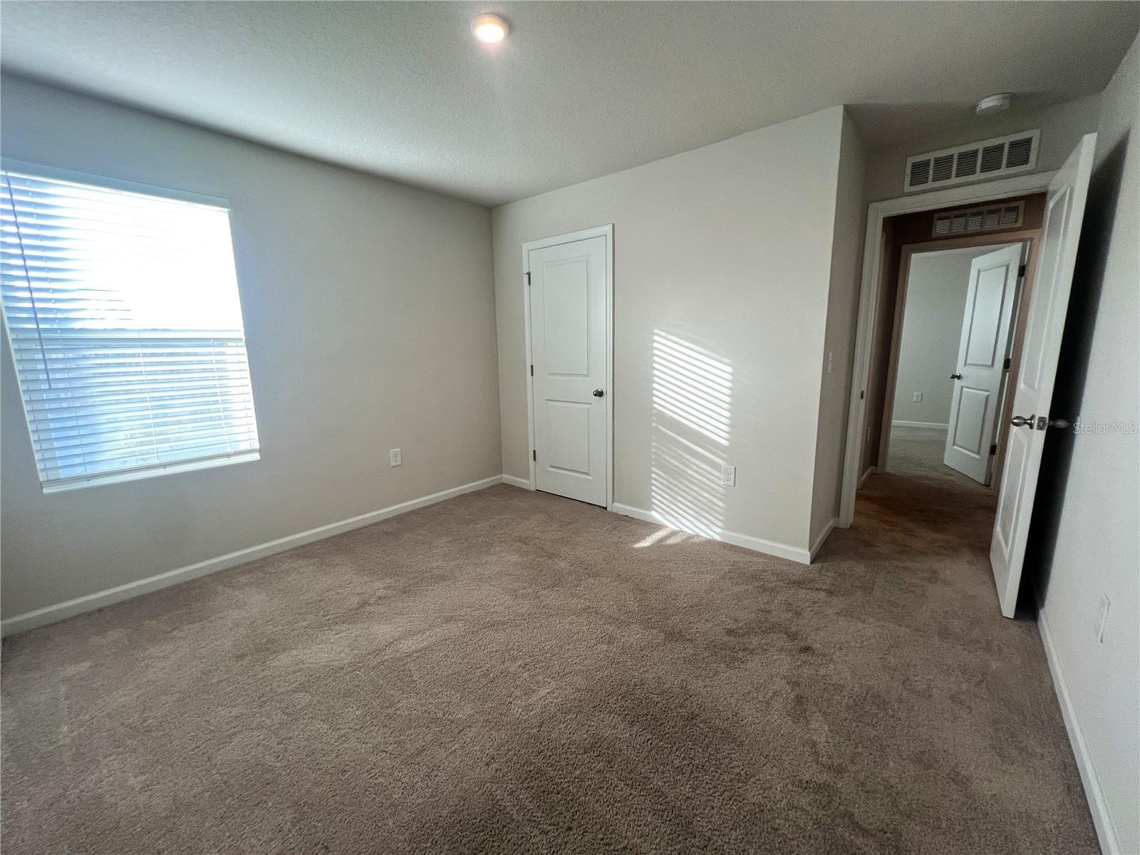 Image 26 of 34 For 1684 Ambar Court