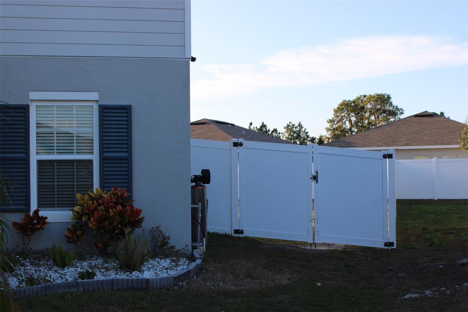 Image 30 of 34 For 1684 Ambar Court