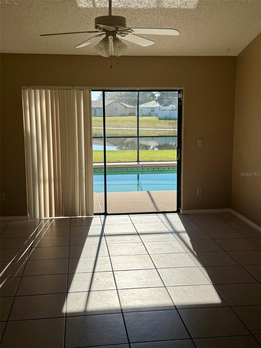 Image 8 of 17 For 318 Plumwood Circle