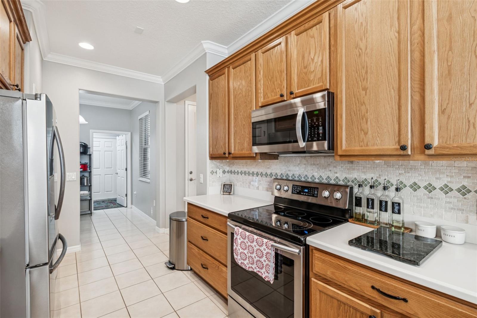 Image 16 of 60 For 2376 Palm Tree Drive