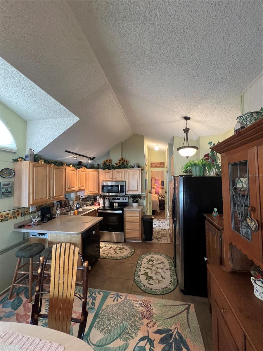 Image 28 of 31 For 443 Pansy Street