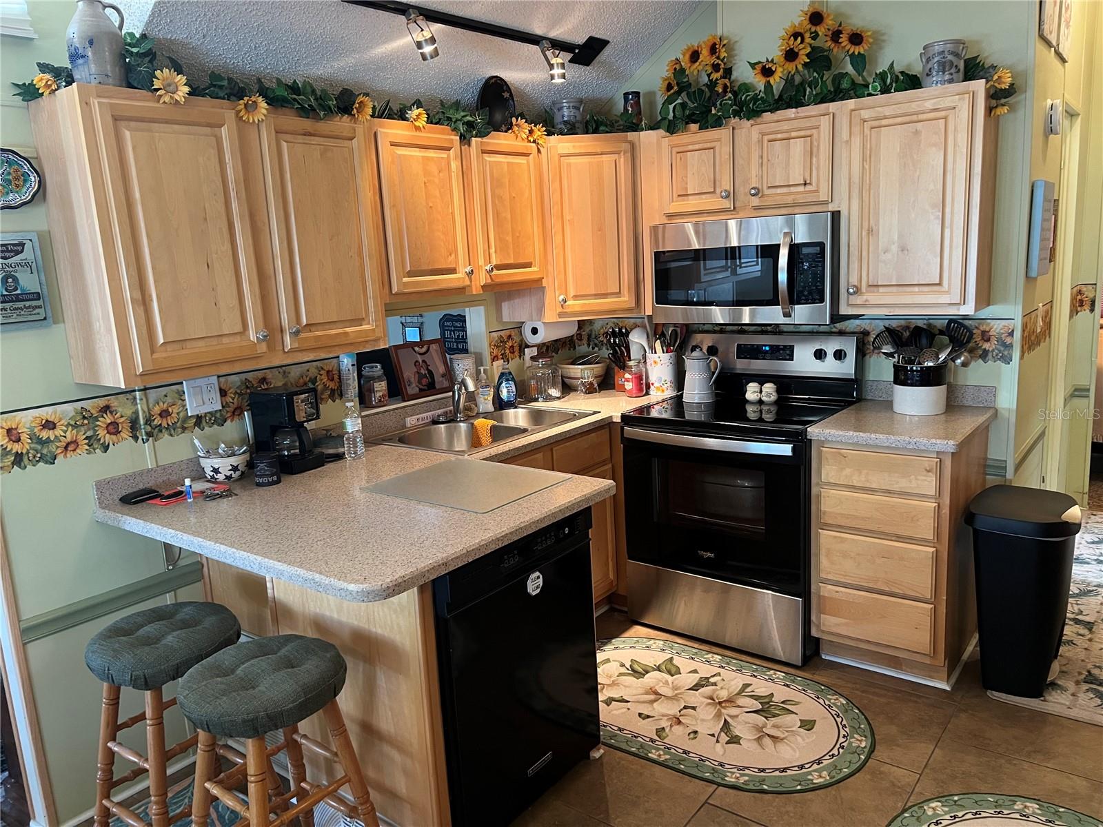 Image 30 of 31 For 443 Pansy Street