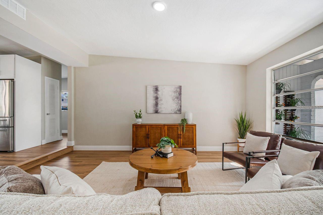 Image 10 of 27 For 2065 Derbyshire Road