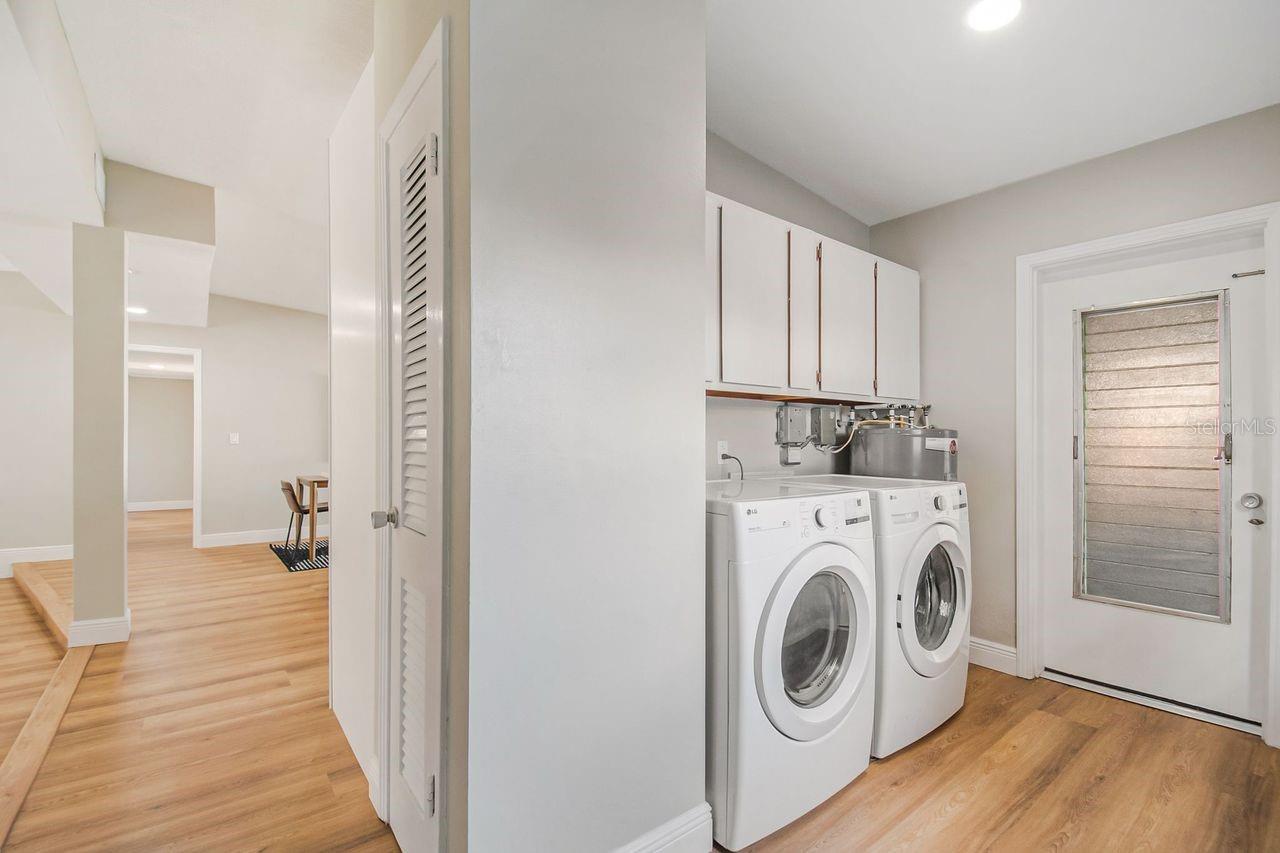 Image 18 of 27 For 2065 Derbyshire Road