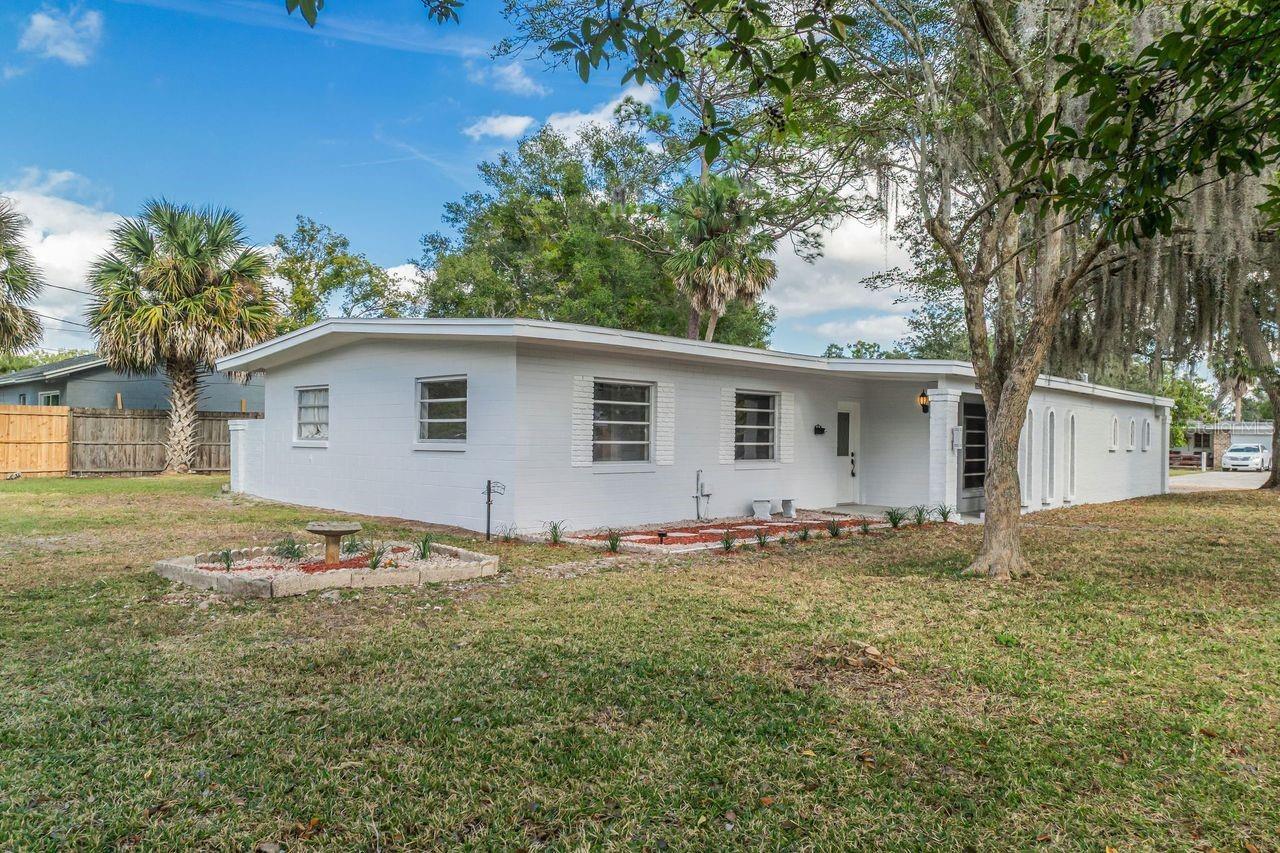 Image 2 of 27 For 2065 Derbyshire Road