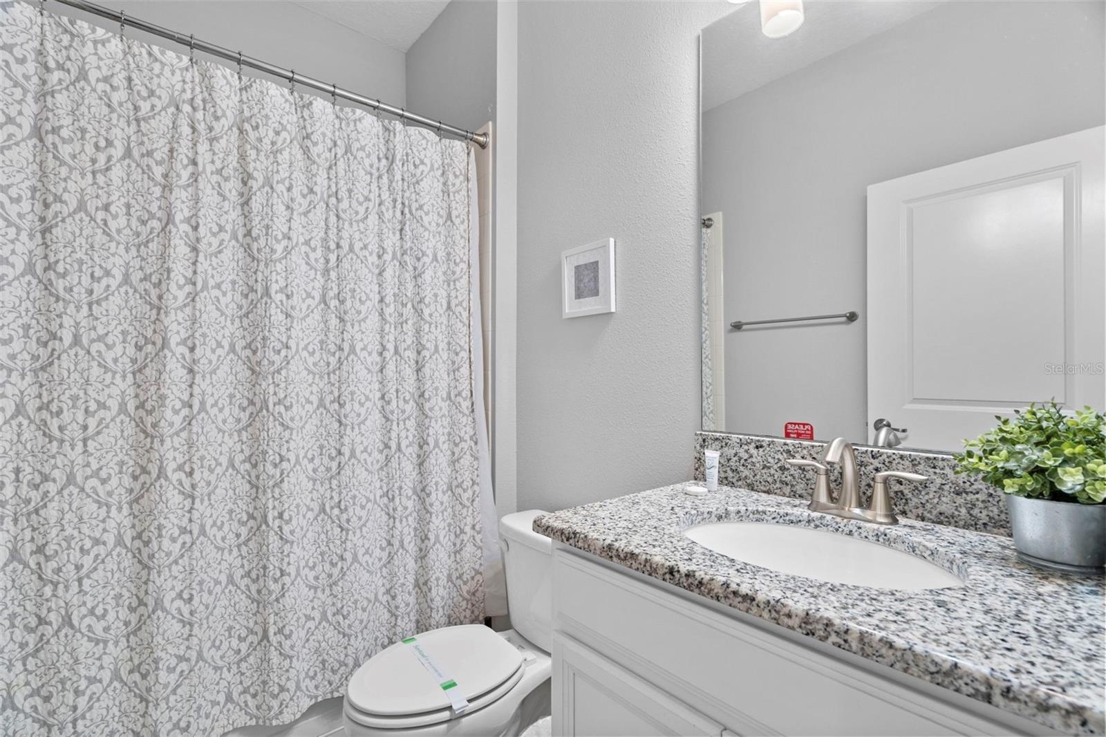 Image 23 of 75 For 4760 Kings Castle Circle