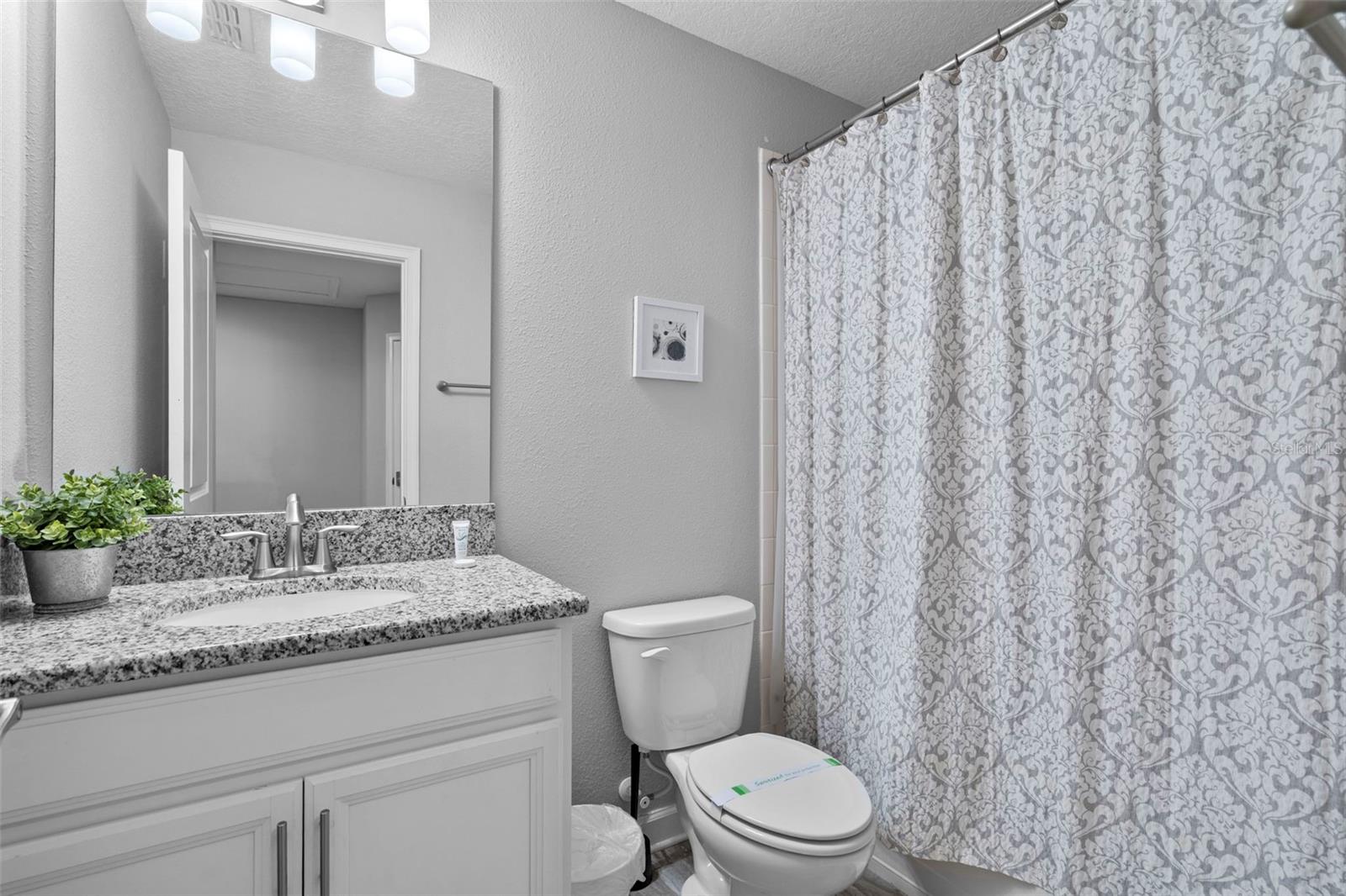 Image 37 of 75 For 4760 Kings Castle Circle