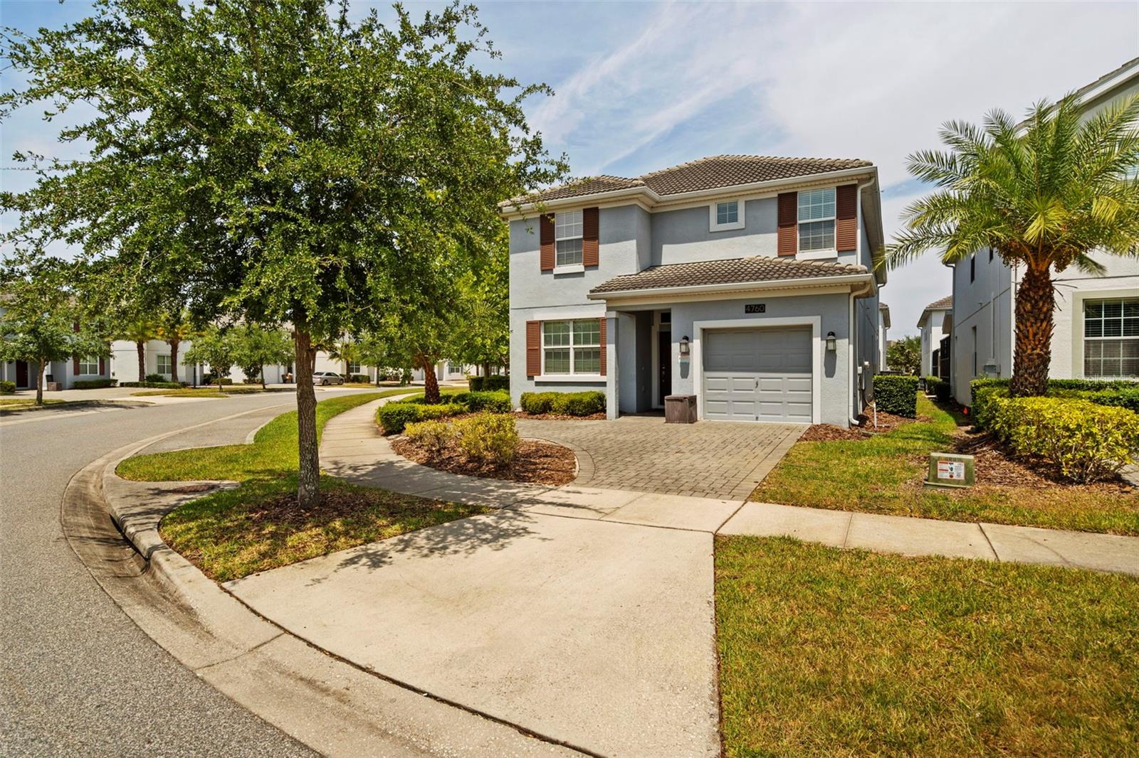 Image 4 of 75 For 4760 Kings Castle Circle