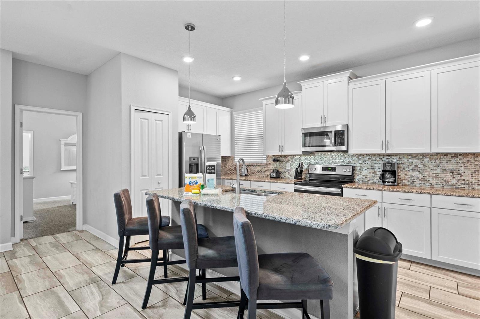 Image 8 of 75 For 4760 Kings Castle Circle