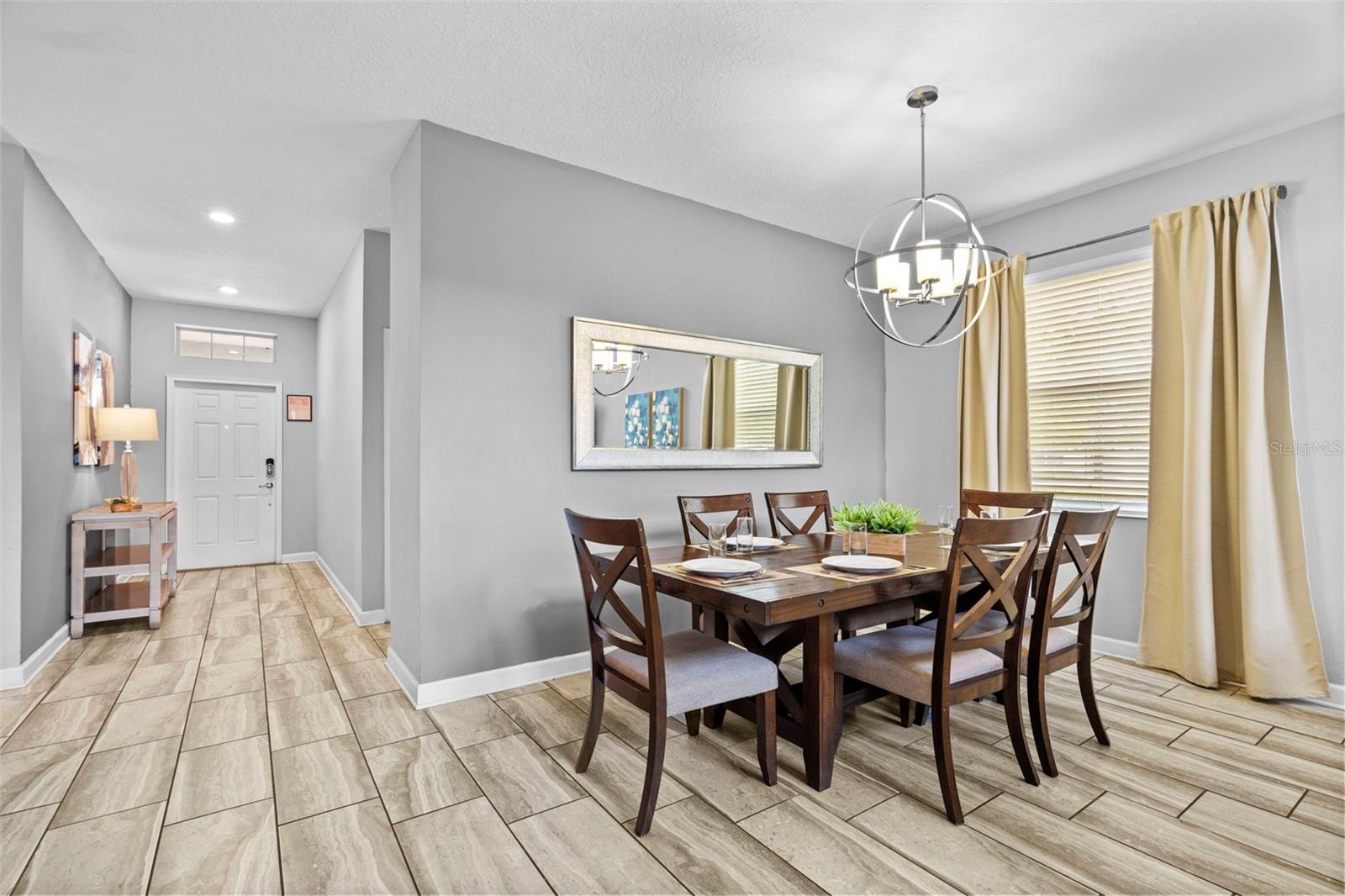 Image 9 of 75 For 4760 Kings Castle Circle