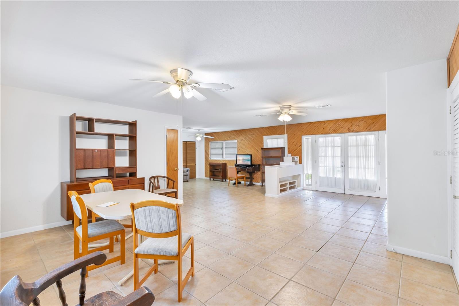 Image 3 of 19 For 1801 Eastern Avenue