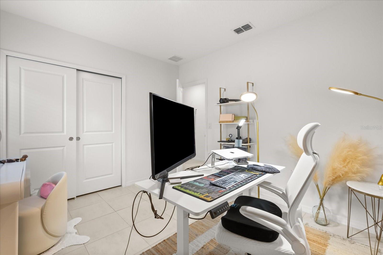 Image 26 of 38 For 375 Pink Ibis Bend