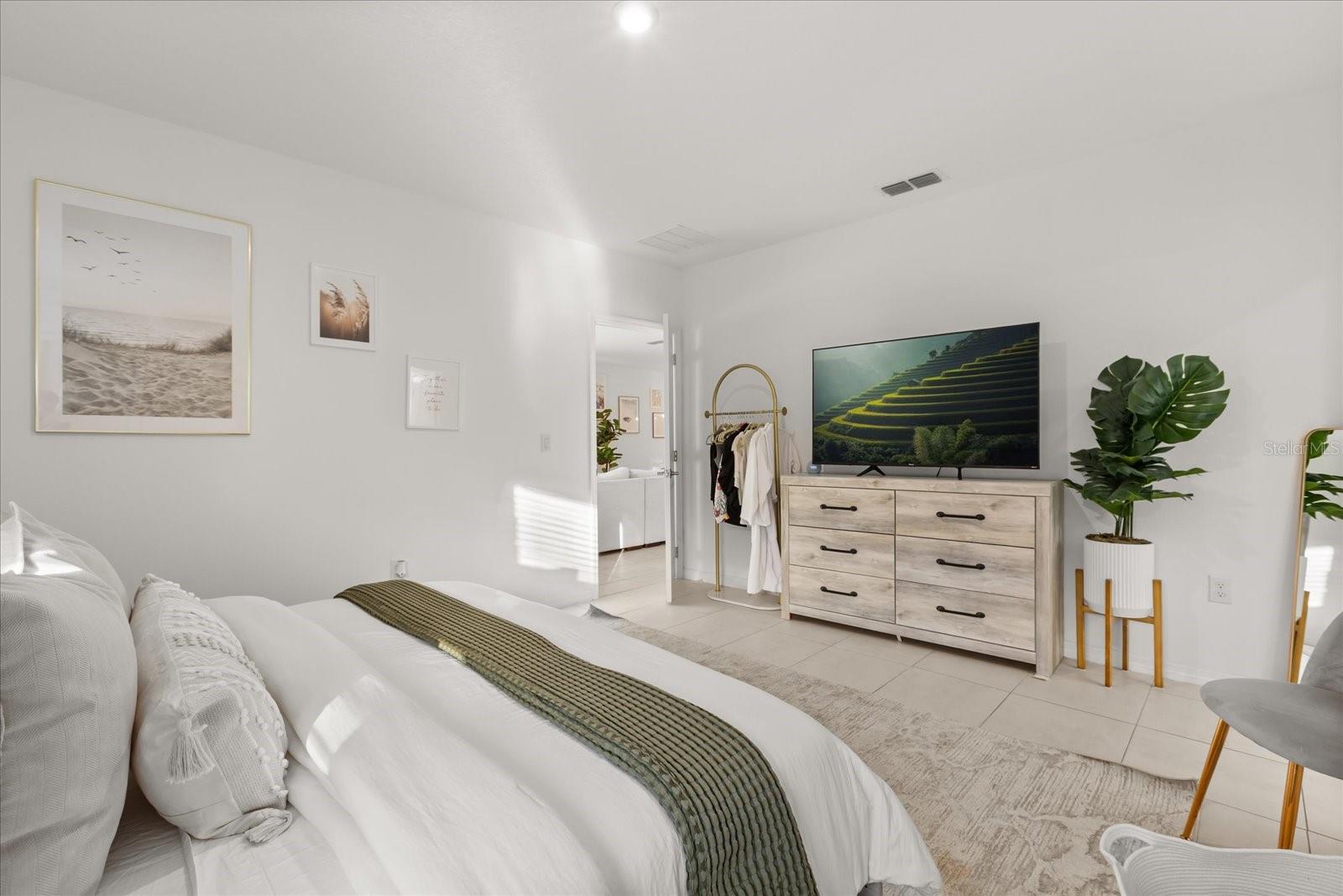 Image 29 of 38 For 375 Pink Ibis Bend