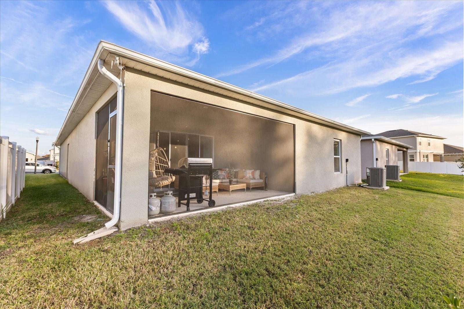 Image 31 of 38 For 375 Pink Ibis Bend