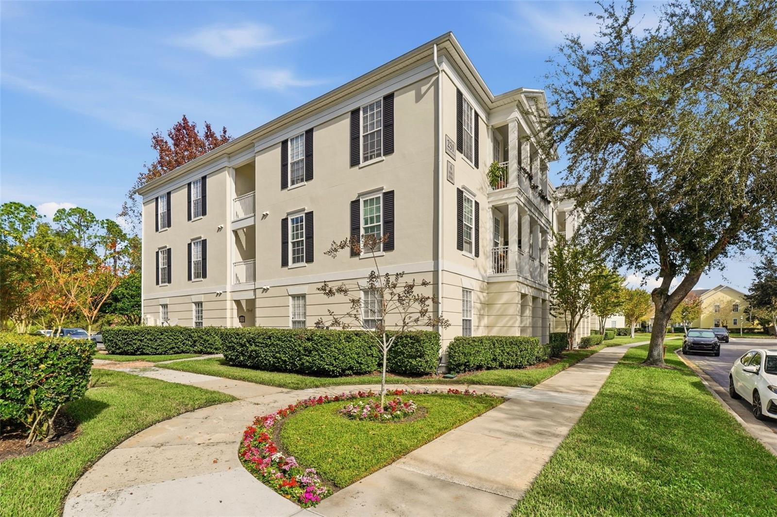 Image 2 of 35 For 231 Goldenrain Drive 101